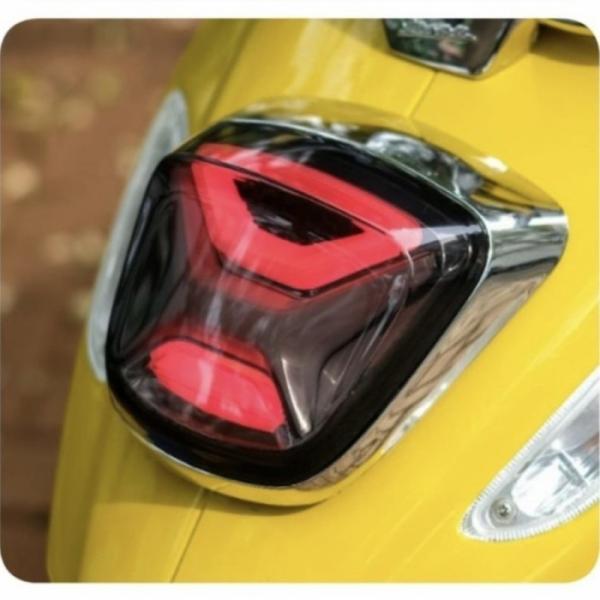 Vespa Sprint Primavera ストップランプ テールランプ ブレーキランプ LED スモーク