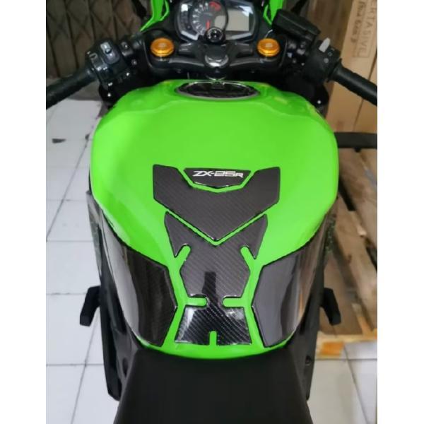 KAWASAKI ZX25R カスタム カーボン調 タンクパッド ニーパッド