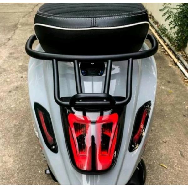 Vespa Primavera & sprint リアキャリア タンデムバー リアラック ベスパ